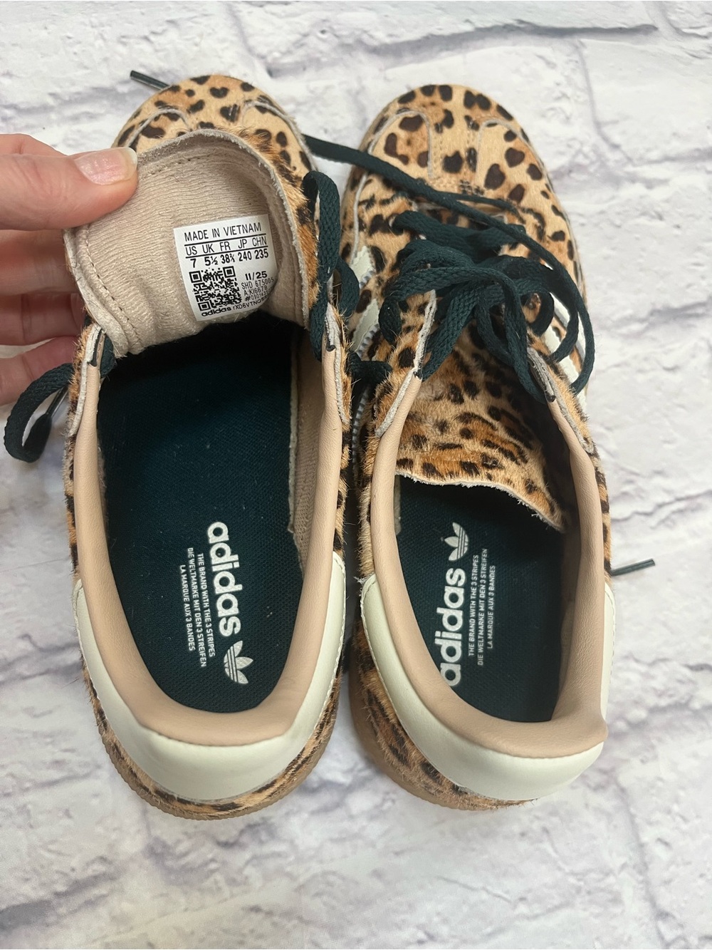 adidas Handball Spezial Magic Leopard Pony Hair Sneakers | Women’s 7 | KI6678 - Picture 3 of 7